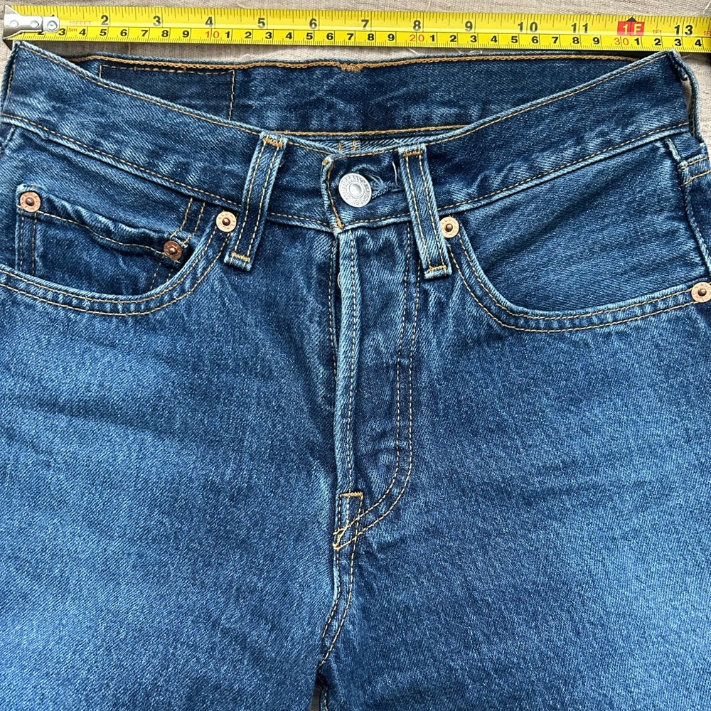 Vintage Levi’s 501’s - Picture 6 of 8